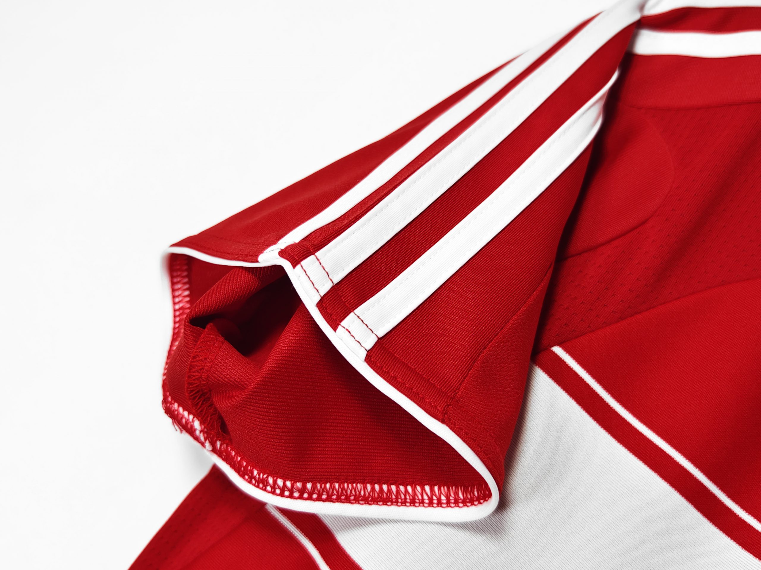 Bayern Munich 2007-08 Home Shirt - Image 5