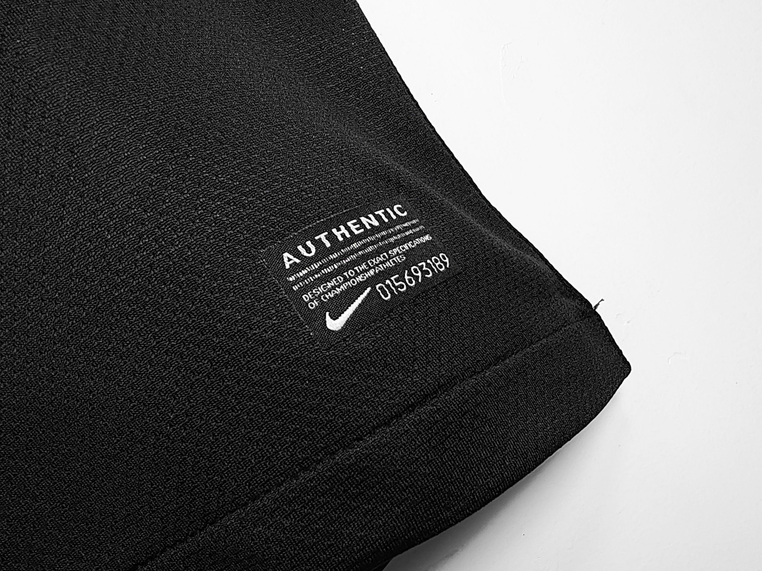 Juventus FC 2012/13 Away Shirt - Image 5