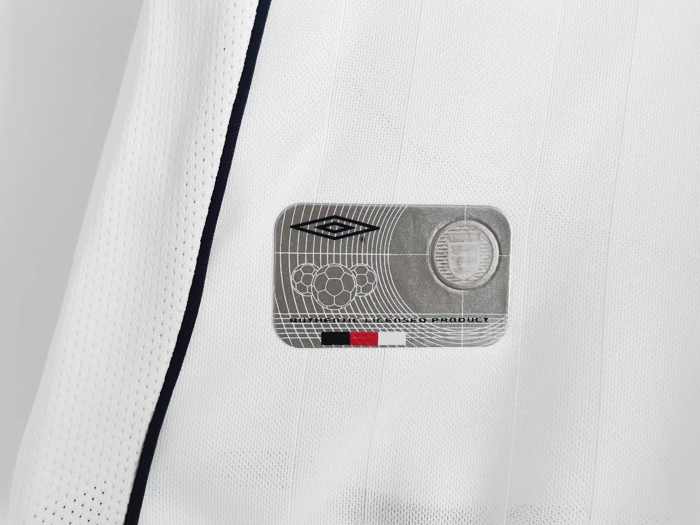 England 2001-03 Home Shirt - Image 4