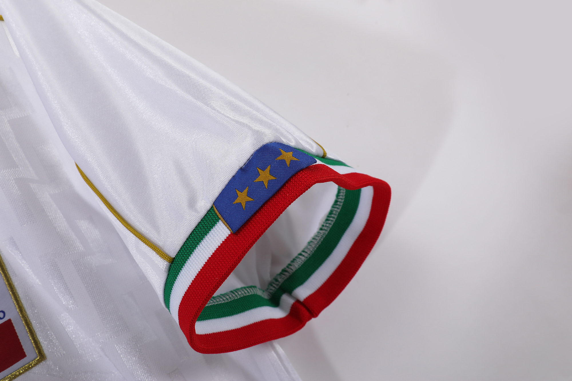 Italy 1995/96 Away Shirt - Image 6