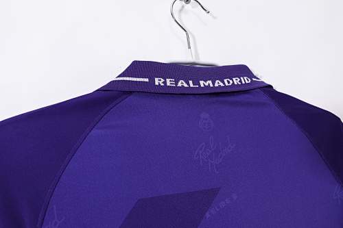 Real Madrid 1994-96 Away Shirt - Image 4