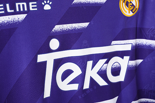 Real Madrid 1994-96 Away Shirt - Image 3