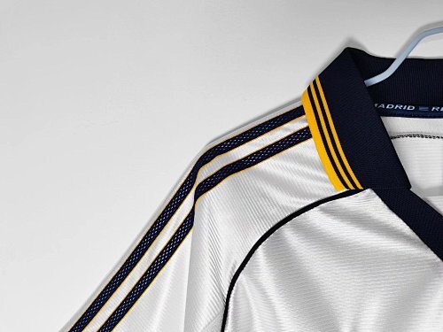 Real Madrid 1998-00 Home Shirt - Image 8