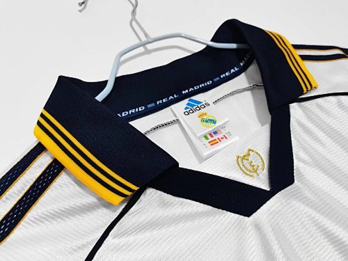 Real Madrid 1998-00 Home Shirt - Image 6
