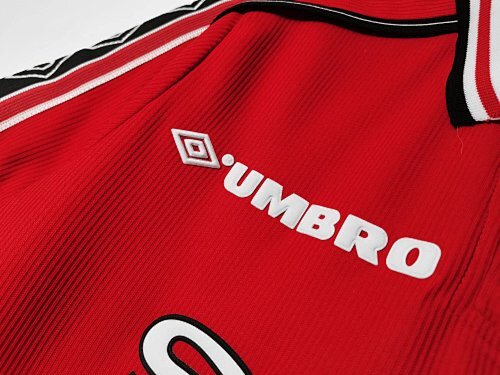 Manchester United 1998-99 Home Shirt - Image 7